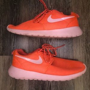 Nike Roshe 8.5